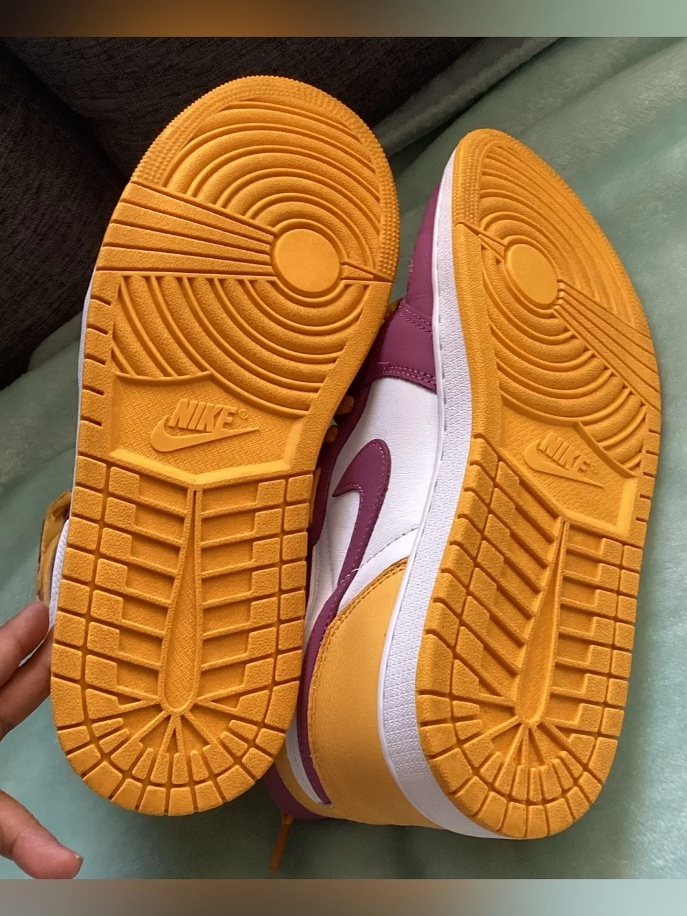 Nike  Air Jordan 1 Retro High OG 